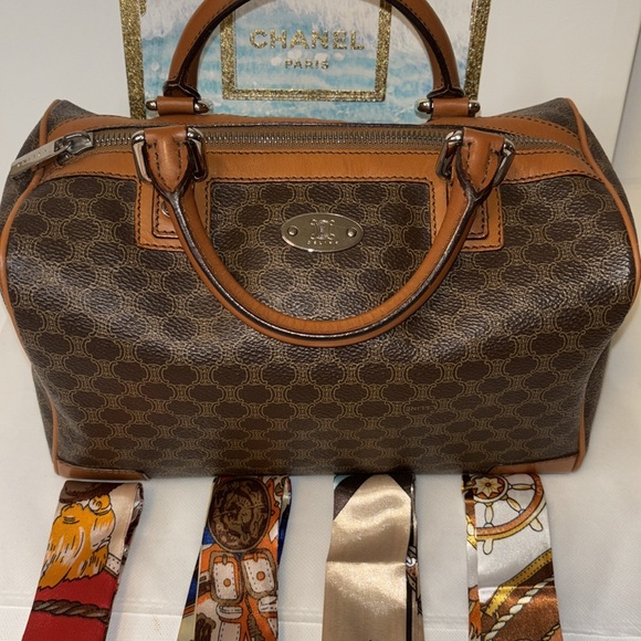 Celine Boston Bag - Picture 3 of 13